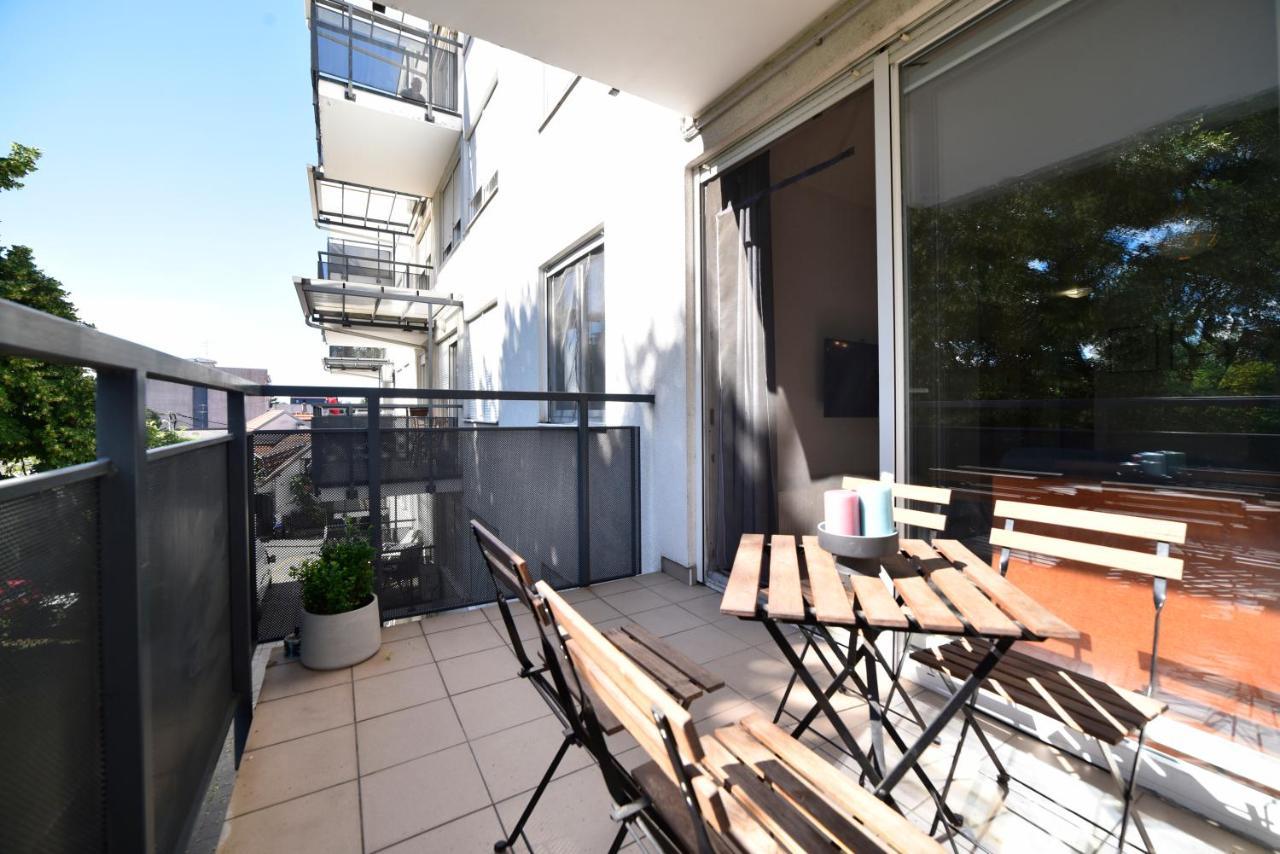 Block Apartment Park With Private Garage Parking Zagreb Exterior foto